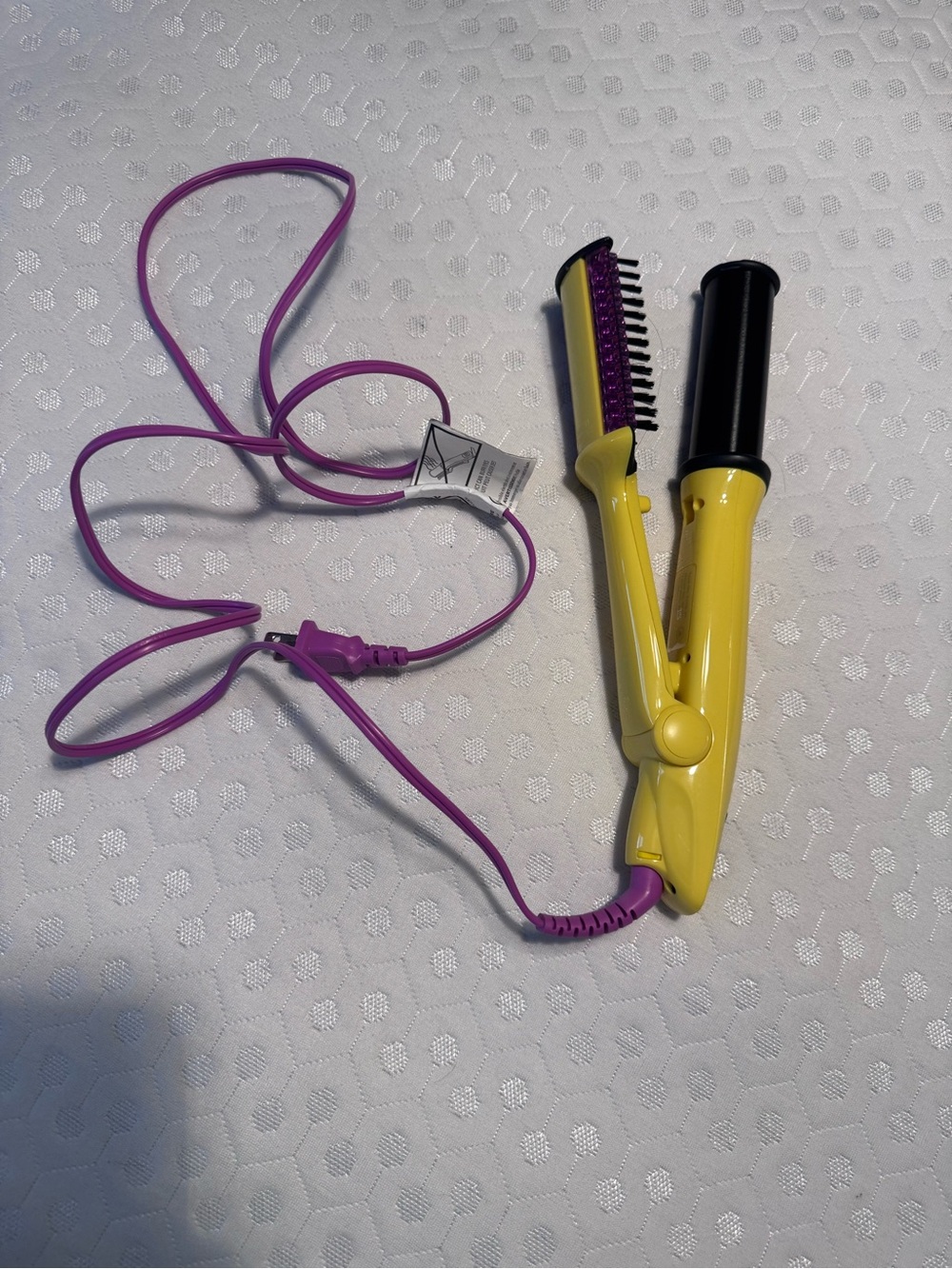 Flower hair styling tool